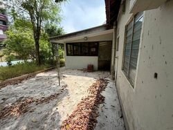 Adelphi Park Estate (D20), Terrace #611020441
